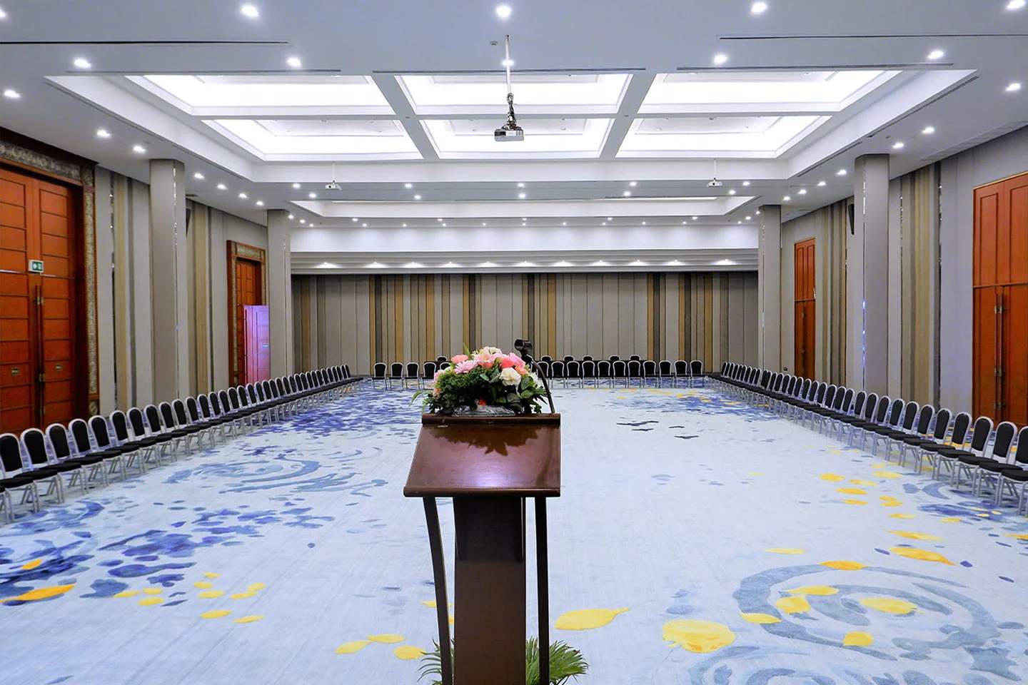 โรงแรมทวาราวดี